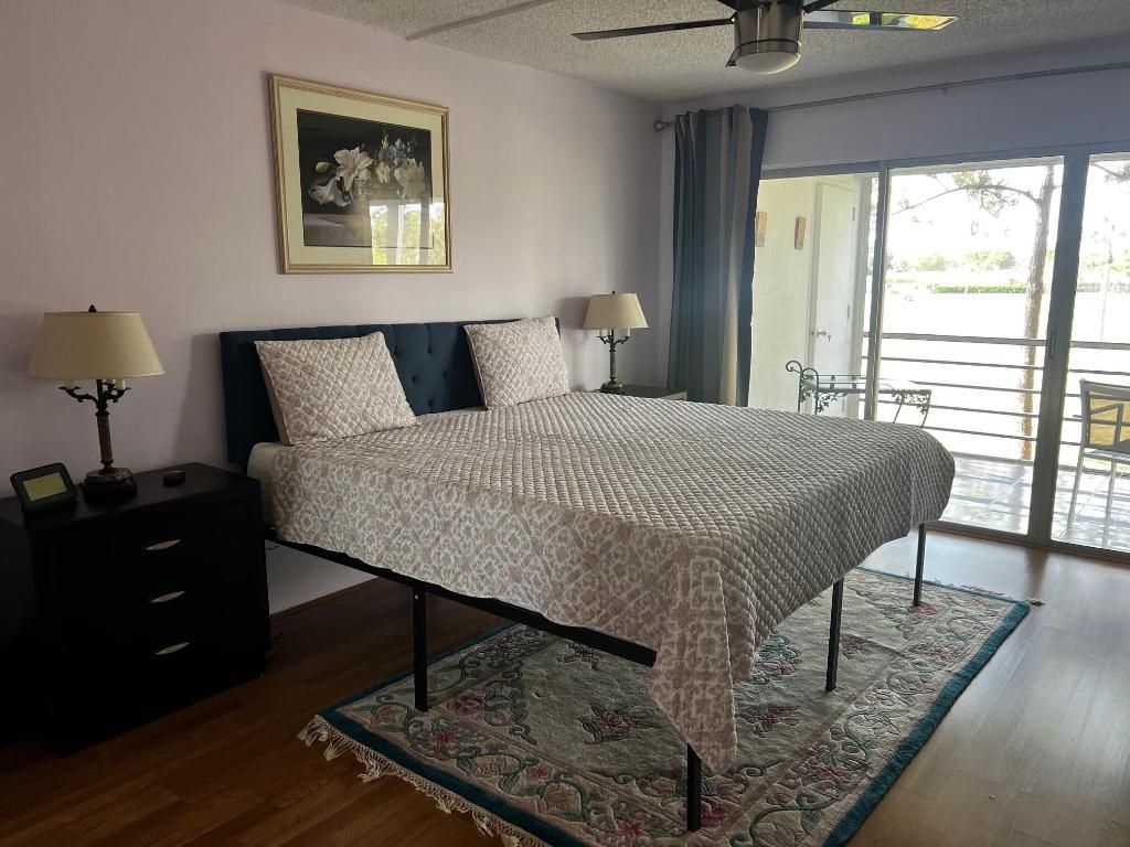 3755 Via Poinciana, Unit 304, Lake Worth, FL 33467 Photo