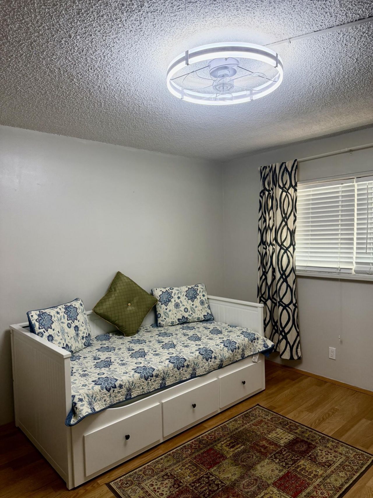 3755 Via Poinciana, Unit 304, Lake Worth, FL 33467 Photo