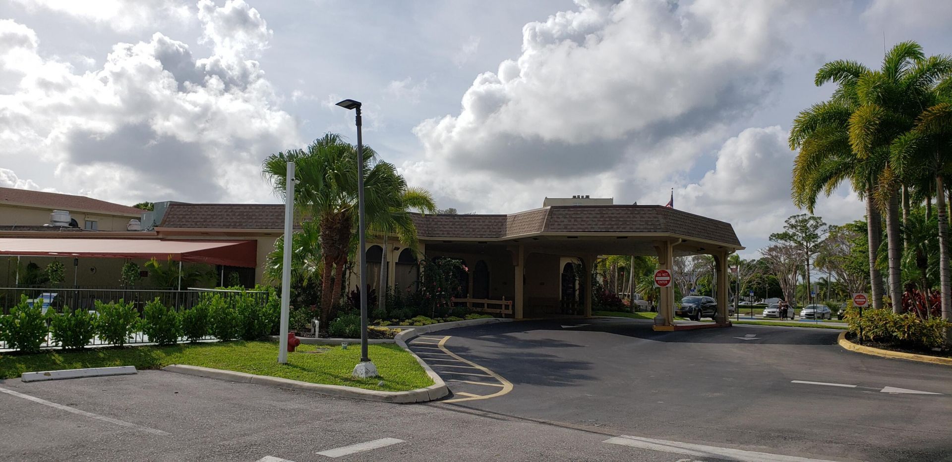 3755 Via Poinciana, Unit 304, Lake Worth, FL 33467 Photo