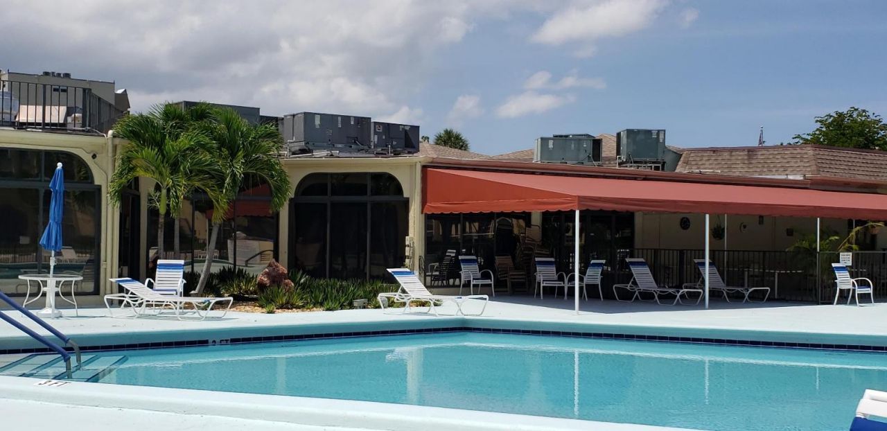 3755 Via Poinciana, Unit 304, Lake Worth, FL 33467 Photo