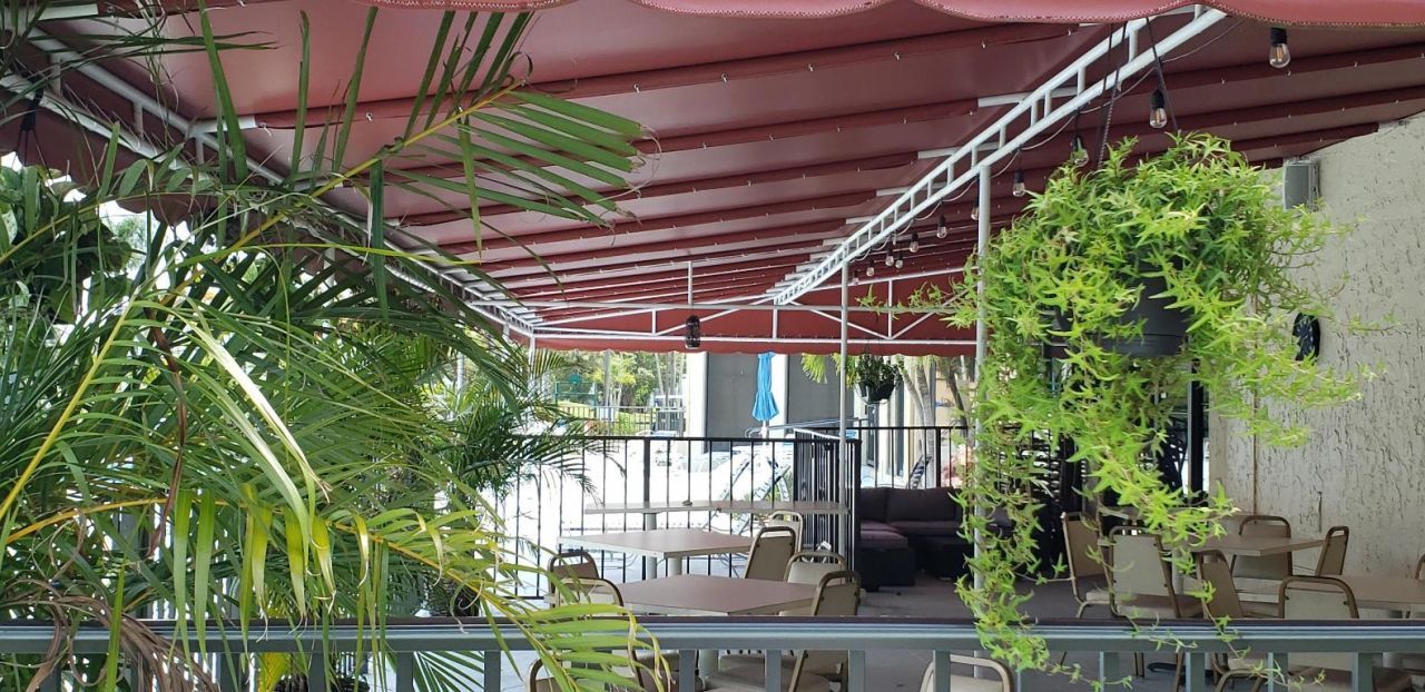 3755 Via Poinciana, Unit 304, Lake Worth, FL 33467 Photo