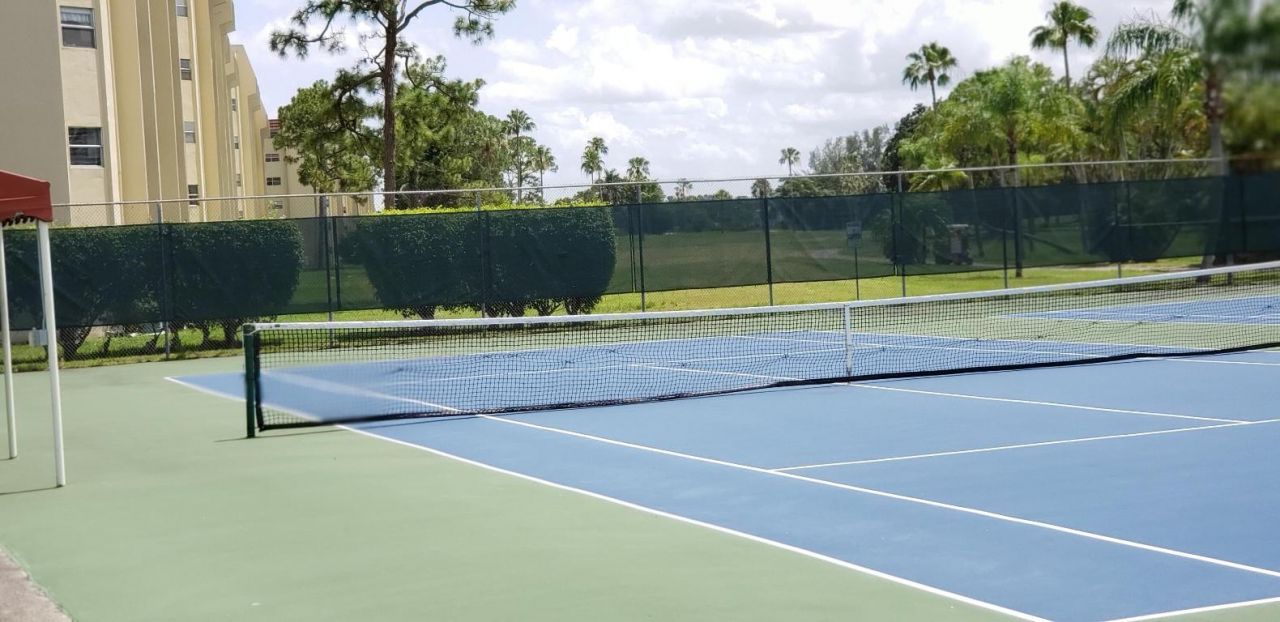 3755 Via Poinciana, Unit 304, Lake Worth, FL 33467 Photo