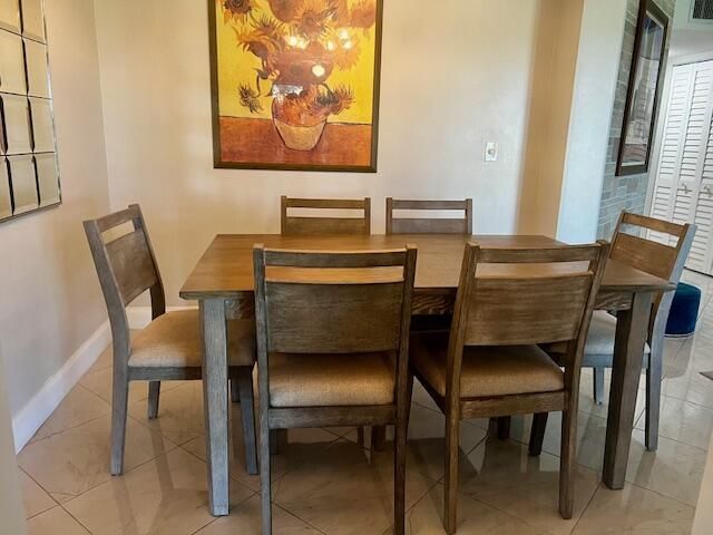 3755 Via Poinciana, Unit 304, Lake Worth, FL 33467 Photo