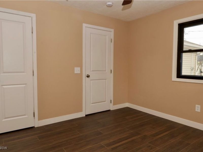 4440 E Lake Road, Sheffield Lake, OH 44054 Photo 17