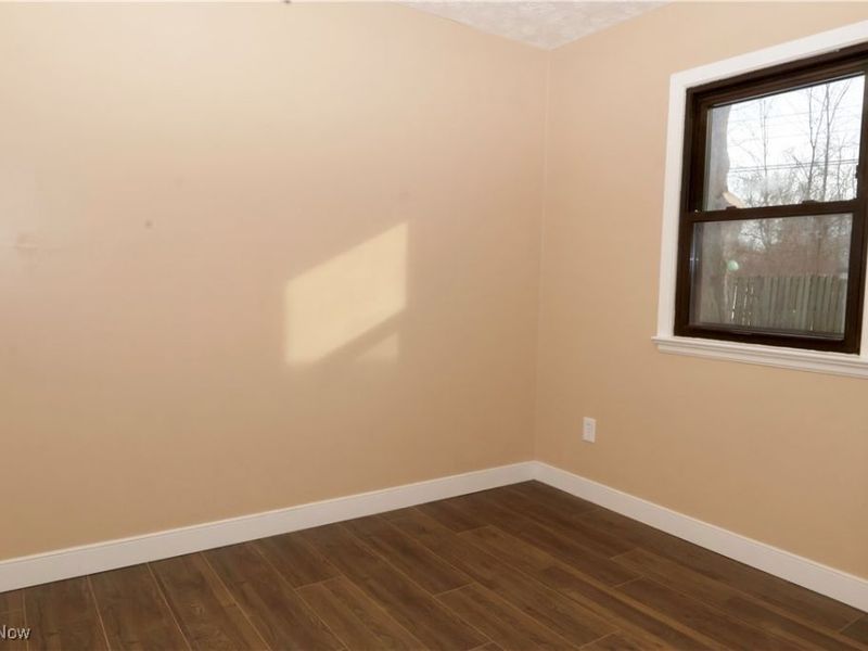 4440 E Lake Road, Sheffield Lake, OH 44054 Photo 18