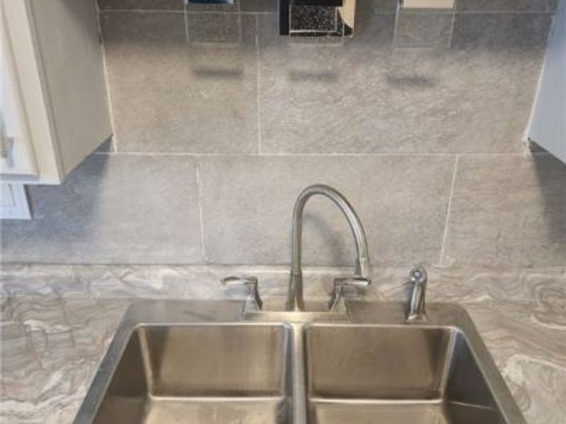 11223 Nelson Avenue, Cleveland, OH 44105 Photo 9