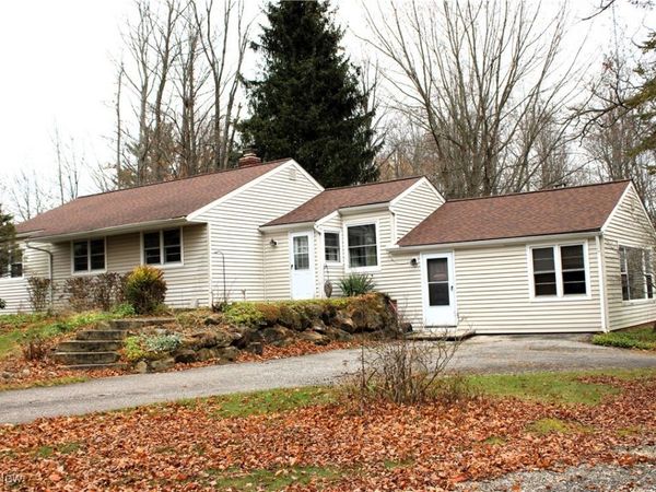 8711 Mayfield Road, Chesterland, OH 44026