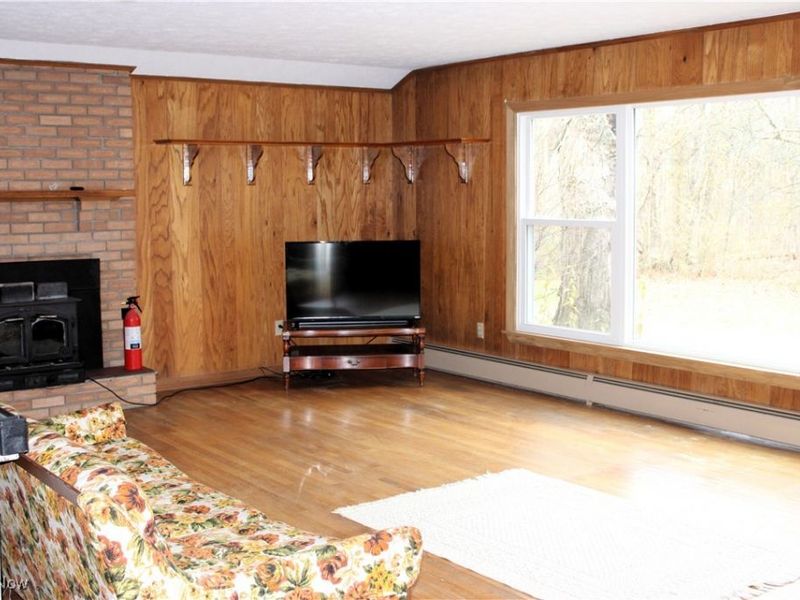 8711 Mayfield Road, Chesterland, OH 44026 Photo 5