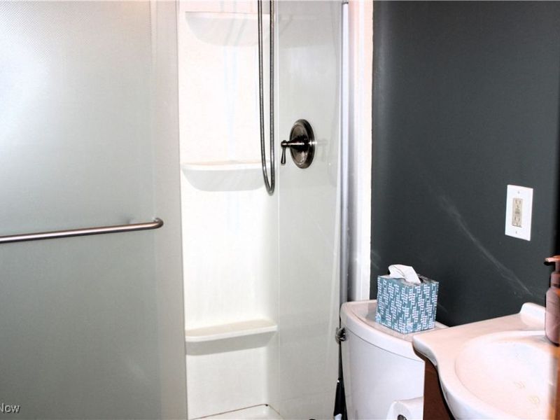 8711 Mayfield Road, Chesterland, OH 44026 Photo 8