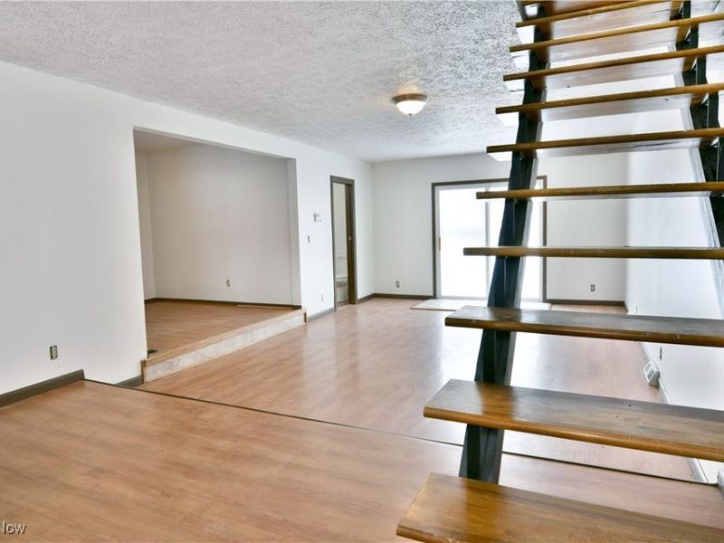 9140 Woodworth Road, North Lima, OH 44452 Photo 11