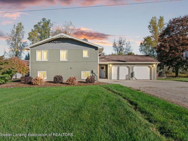 10829 Peake Road, Portland, MI 48875