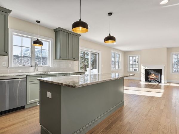 41 Lantern Lane, Braintree, MA 02184