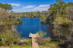 816 Bose Court photo 4