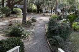 816 Bose Court photo 4