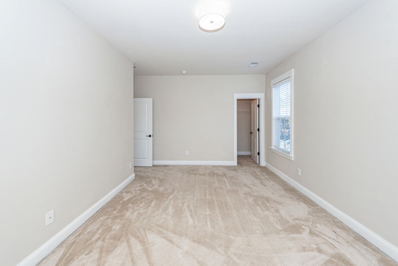 111 Hemlock Street Photo 47