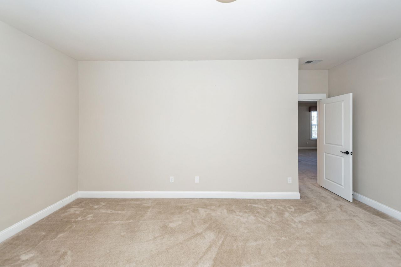 111 Hemlock Street Photo 48