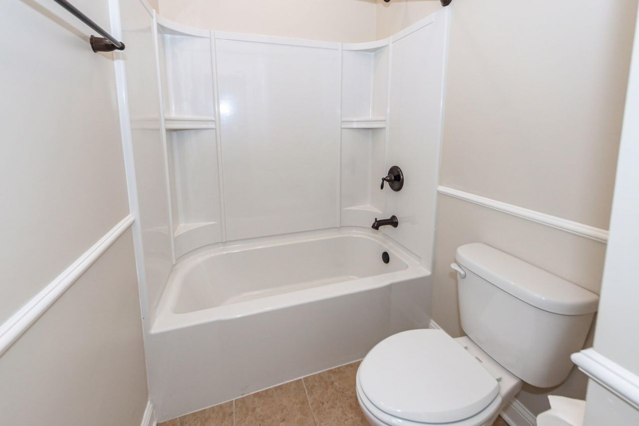 111 Hemlock Street Photo 49