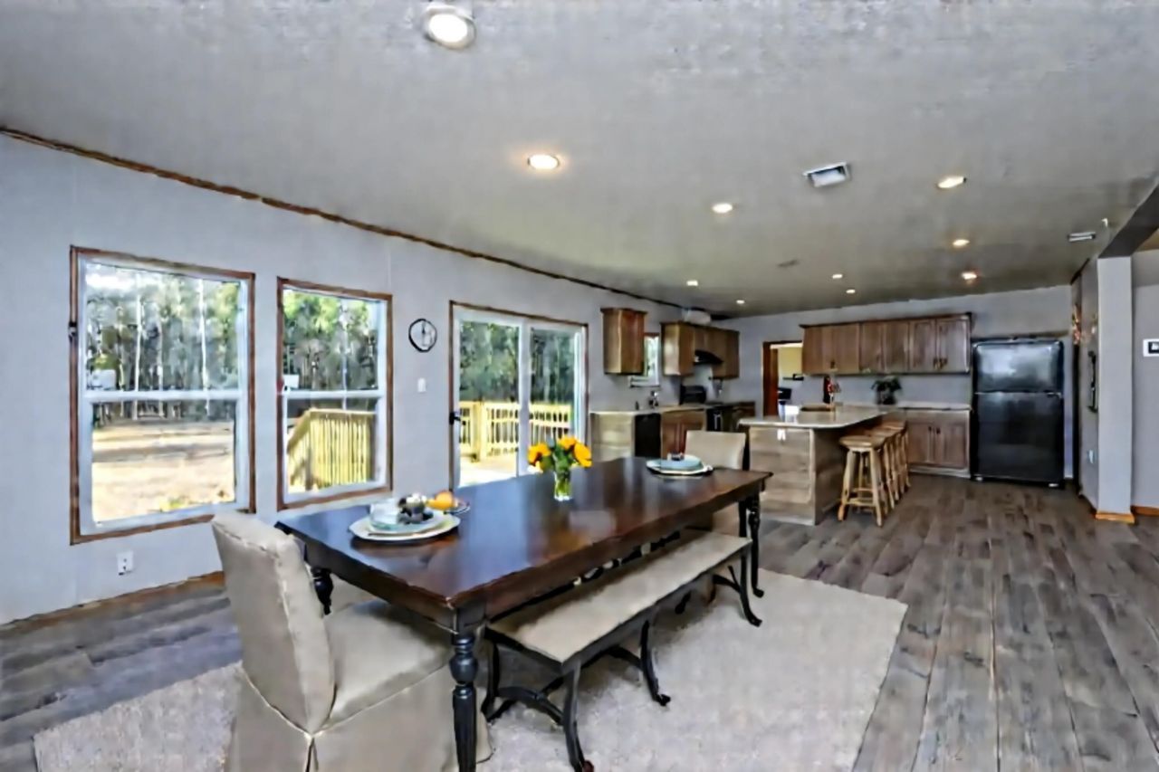 2896 Harristown Road Photo 19