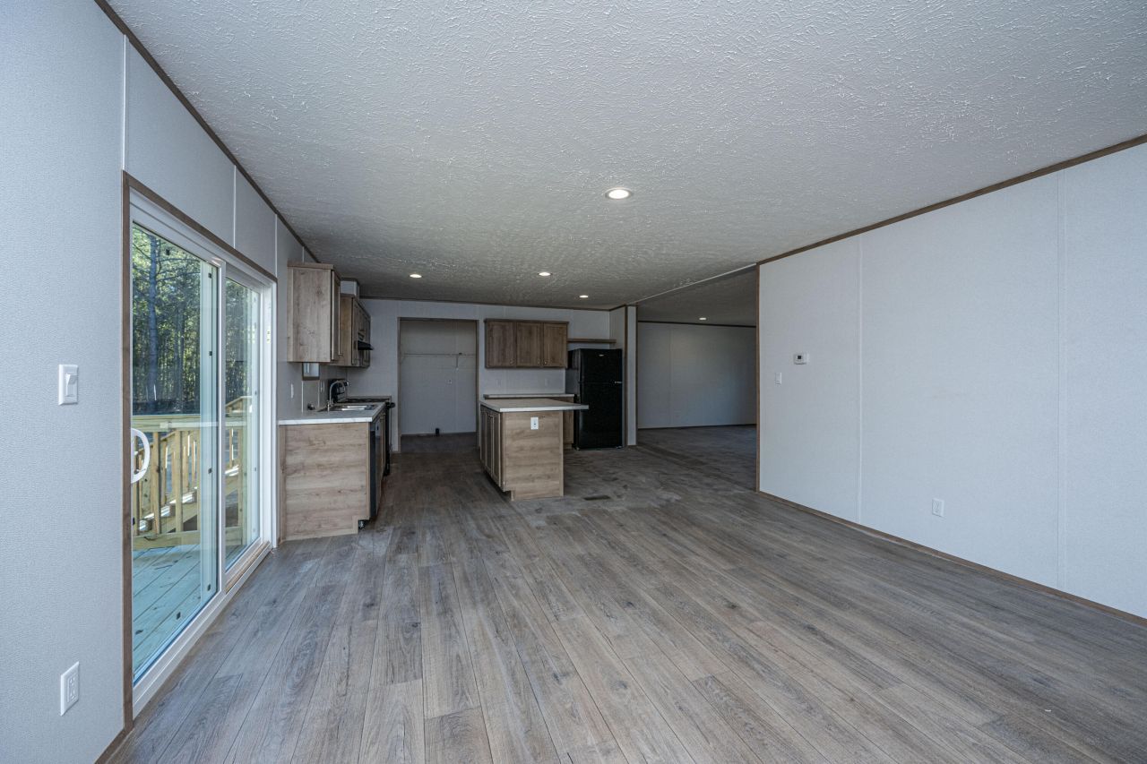 2896 Harristown Road Photo 20