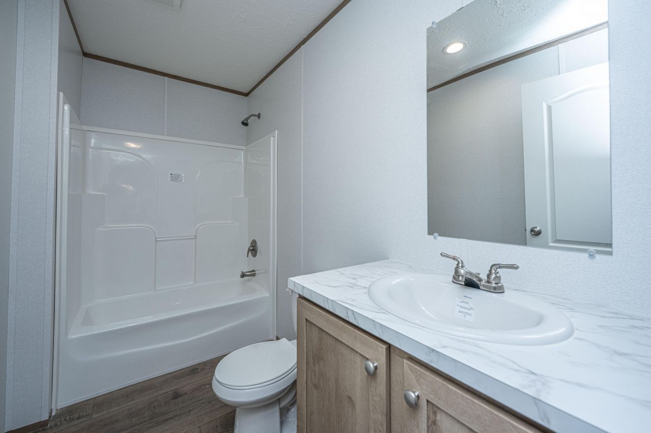 2896 Harristown Road Photo 34