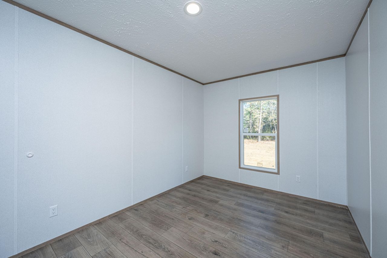 2896 Harristown Road Photo 41