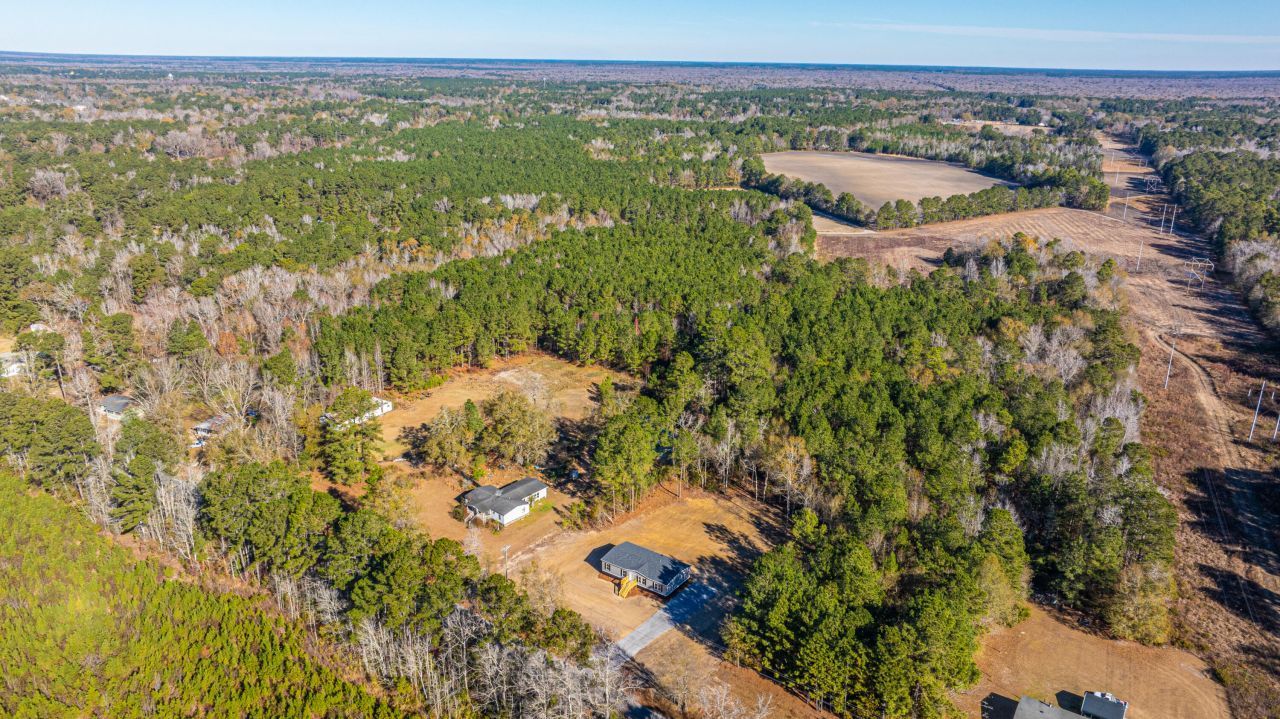 2896 Harristown Road Photo 98