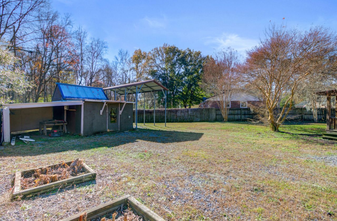 100 John Court Photo 26