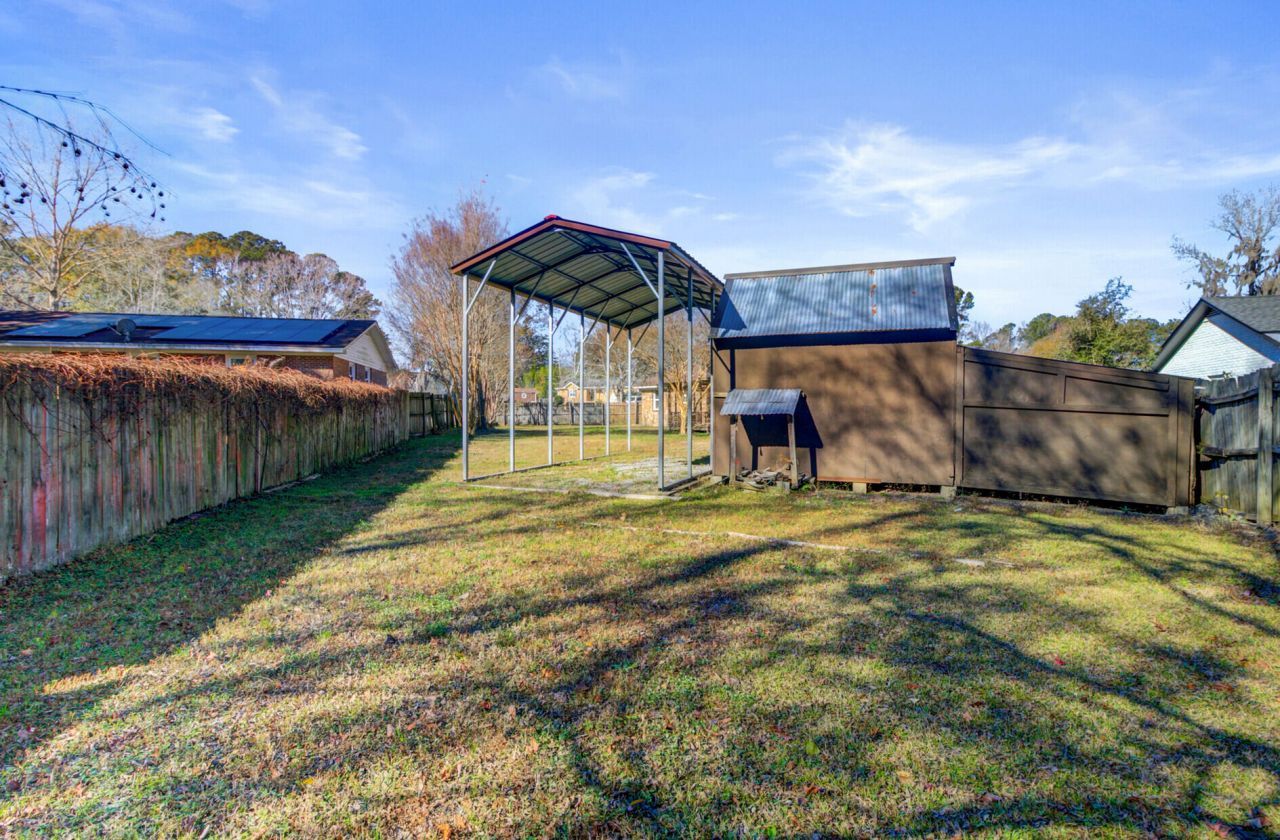 100 John Court Photo 27