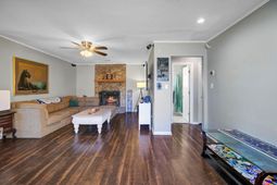 100 John Court photo 4