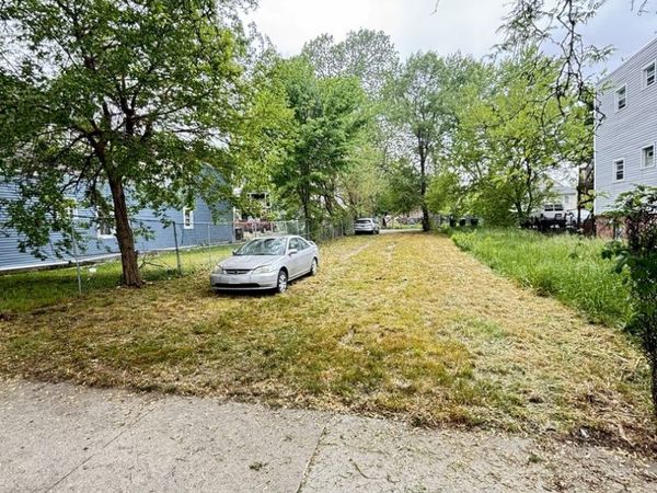 4206 S Wells Street, Chicago, IL 60609