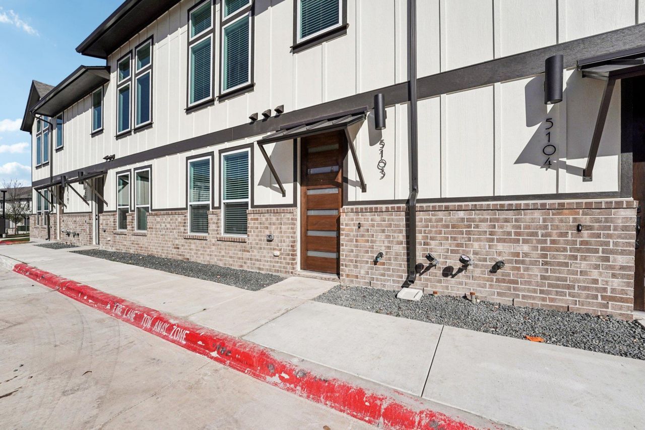 200 W 56th St, Unit 5103, Austin, TX 78751 Main Photo