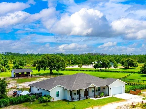 13559 22nd Lane, Okeechobee, FL 34974