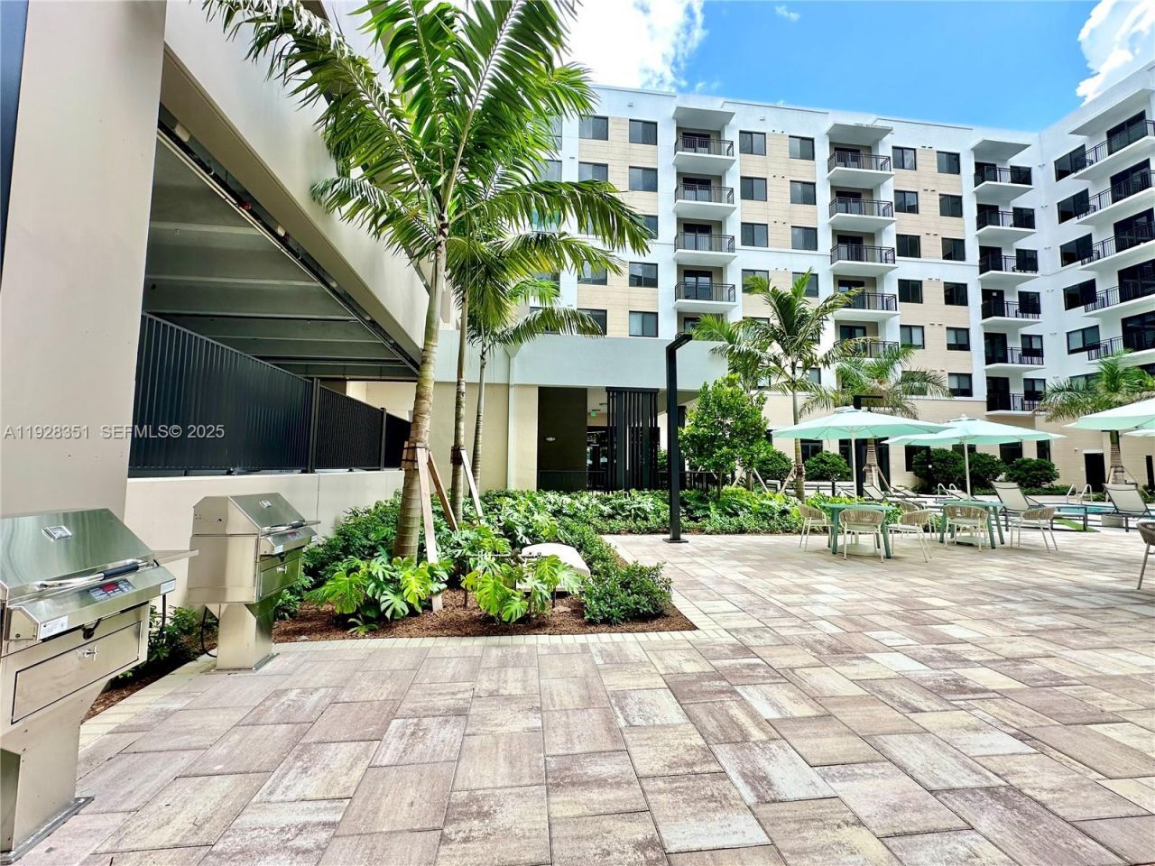 18412 Homestead Ave, Unit 227, Miami, FL 33157 Photo