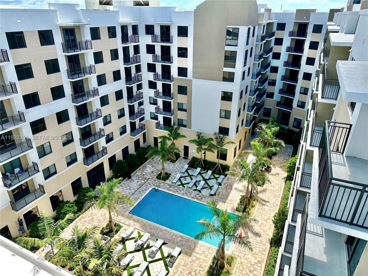 18412 Homestead Ave, Unit 227, Miami, FL 33157 Photo