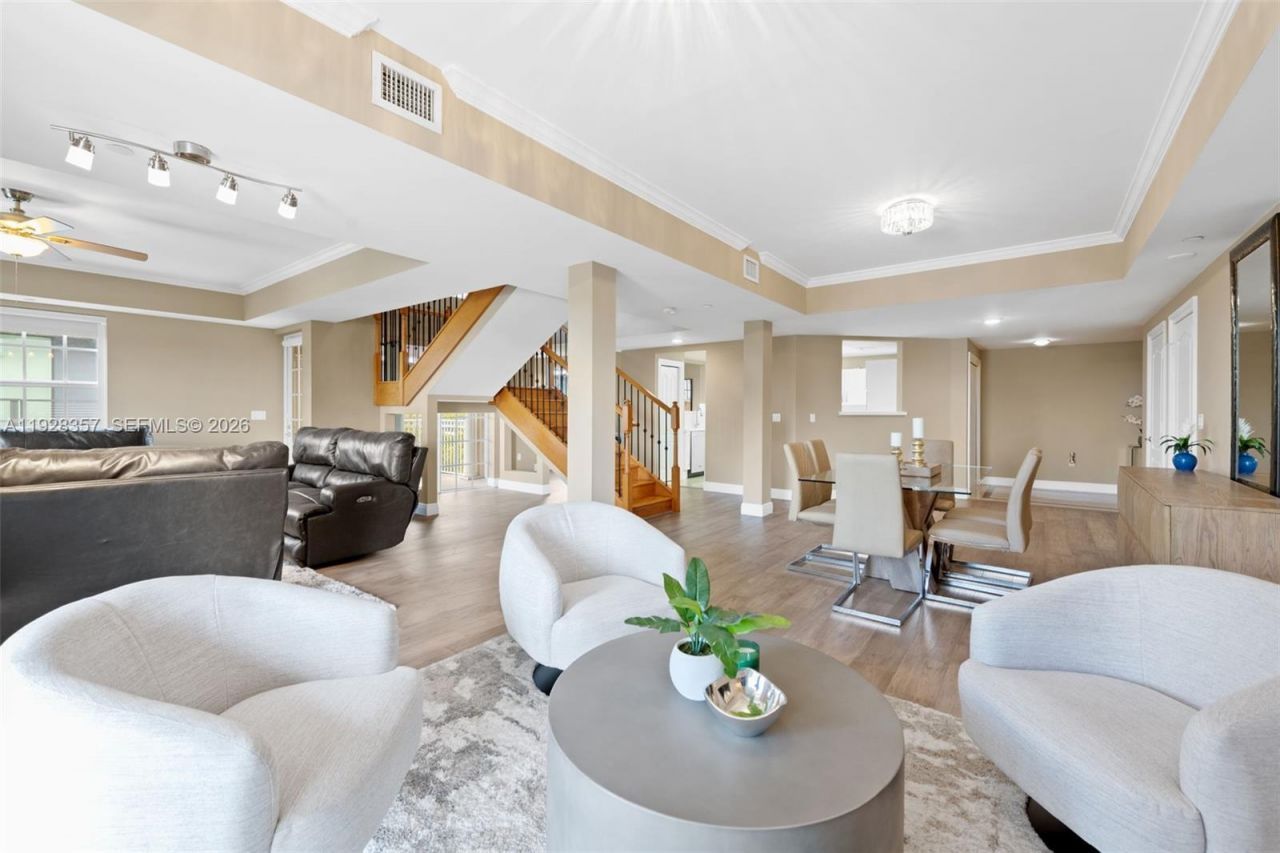 110 Hendricks Isle , Unit 10, Fort Lauderdale, FL 33301 Photo