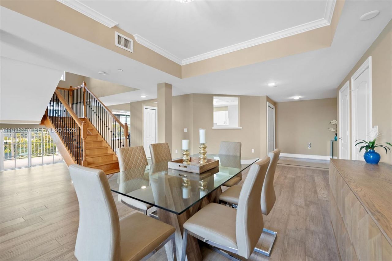 110 Hendricks Isle , Unit 10, Fort Lauderdale, FL 33301 Photo