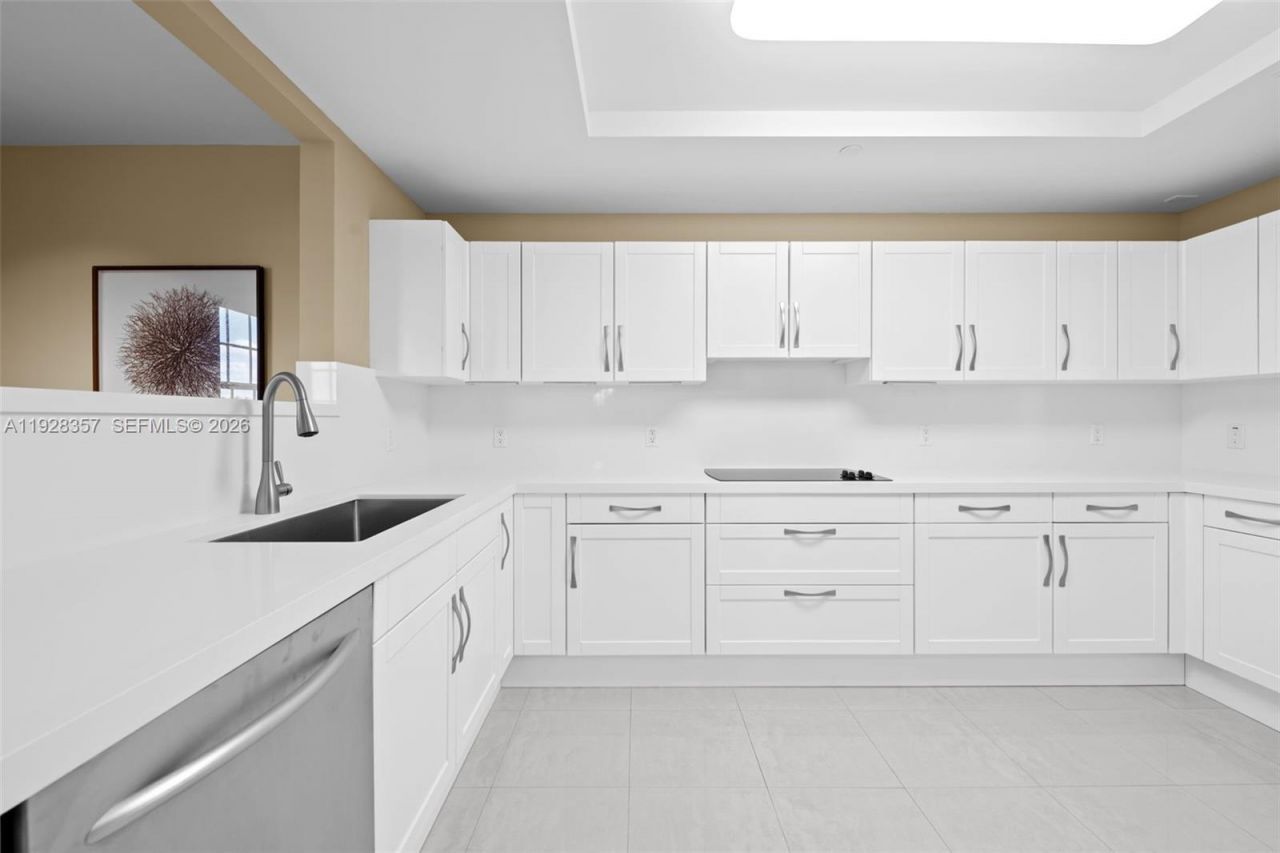 110 Hendricks Isle , Unit 10, Fort Lauderdale, FL 33301 Photo