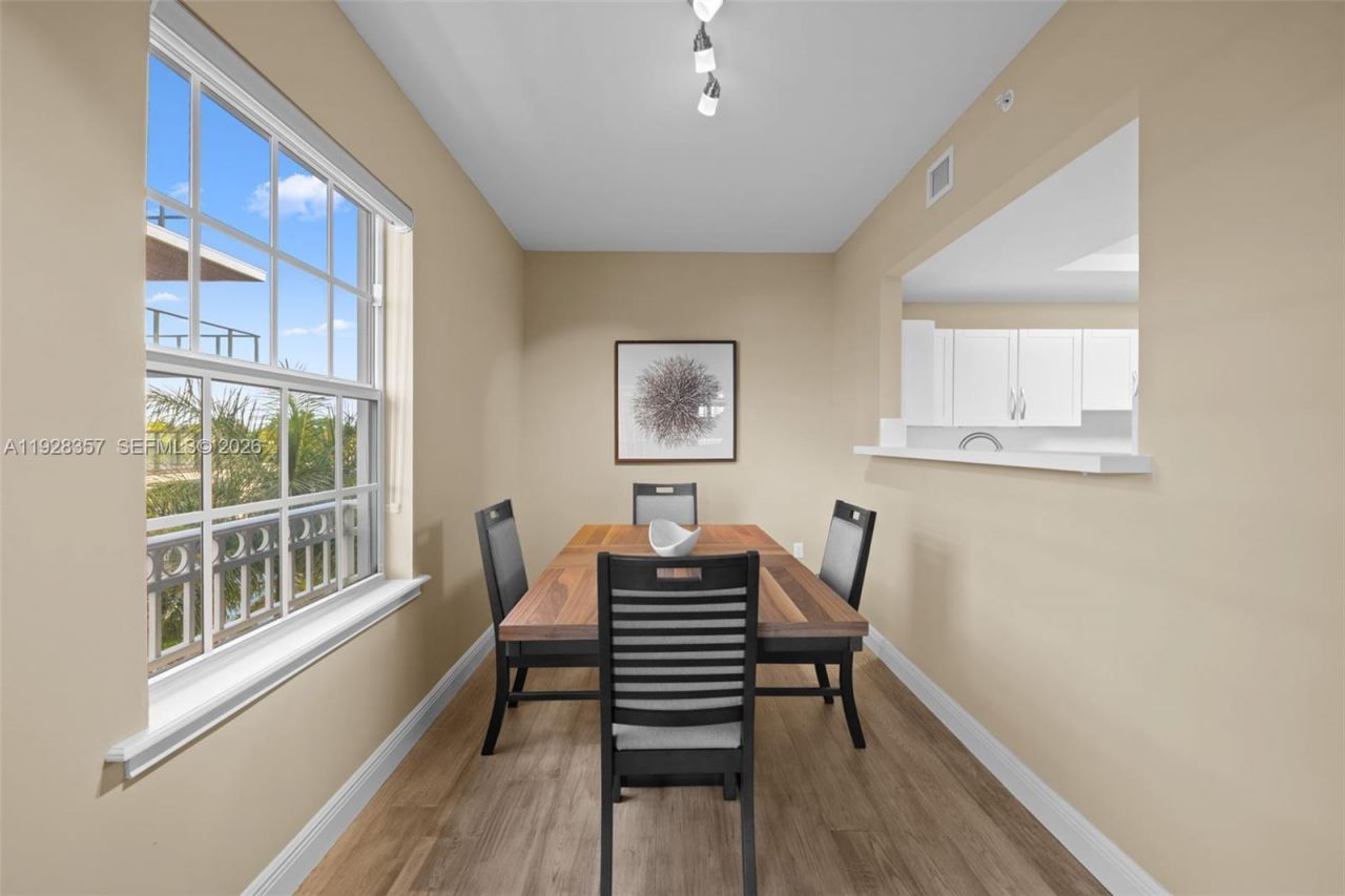 110 Hendricks Isle , Unit 10, Fort Lauderdale, FL 33301 Photo