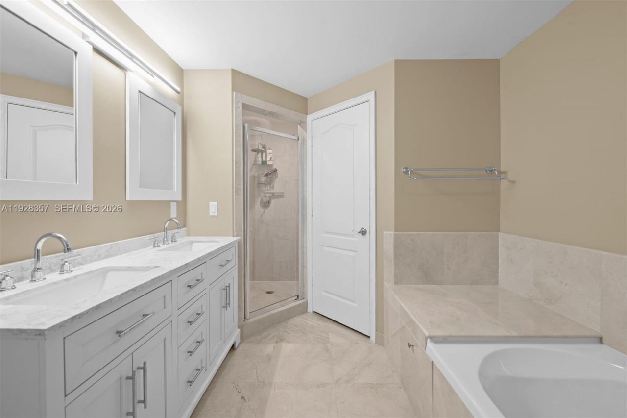 110 Hendricks Isle , Unit 10, Fort Lauderdale, FL 33301 Photo