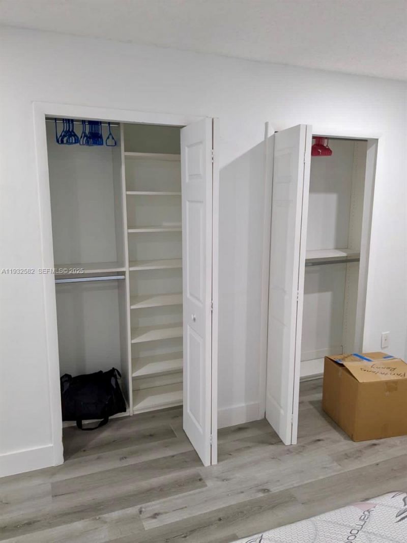 7956 W 29th Ln, Unit 201-5, Hialeah, FL 33018 Photo