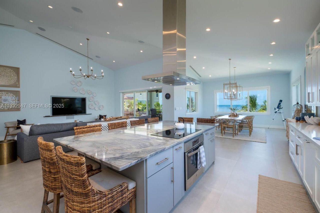 108 Sunrise Dr, Marathon, FL 33050 Photo