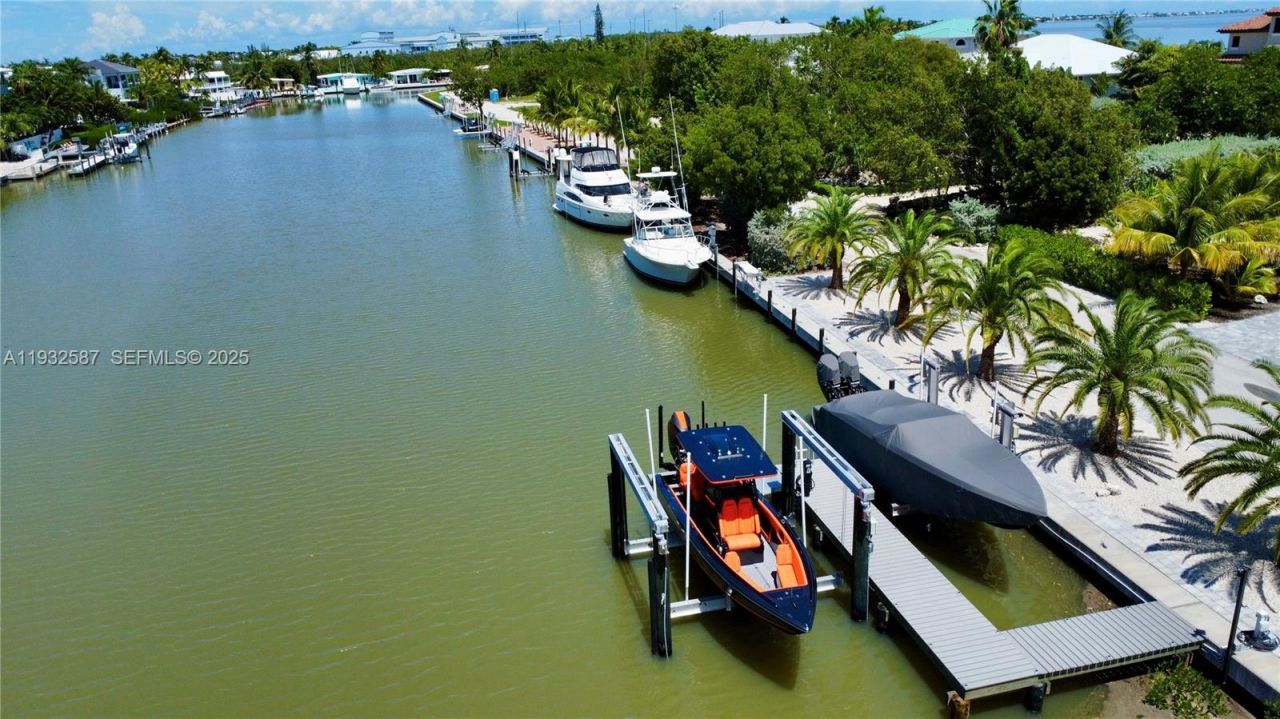 108 Sunrise Dr, Marathon, FL 33050 Photo