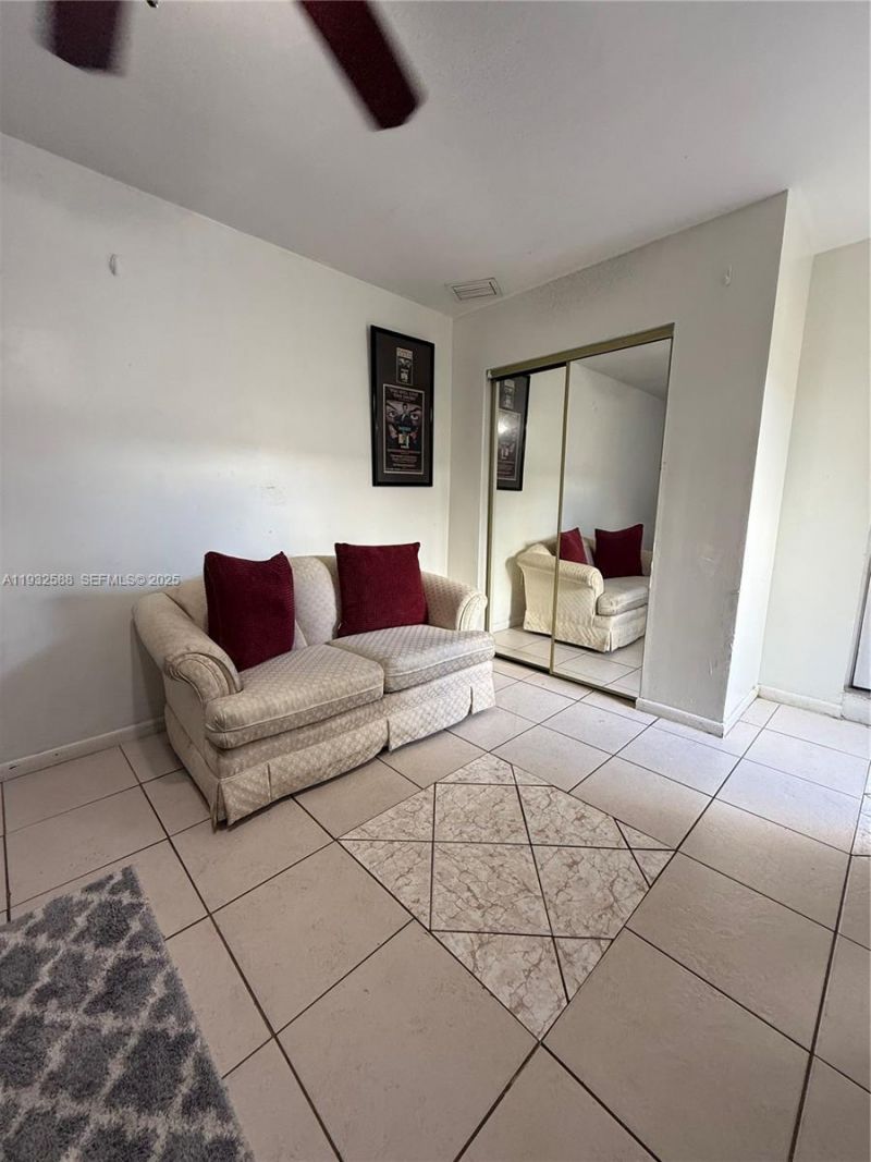 3830 SW 11th St, Unit 3830, Fort Lauderdale, FL 33312 Photo