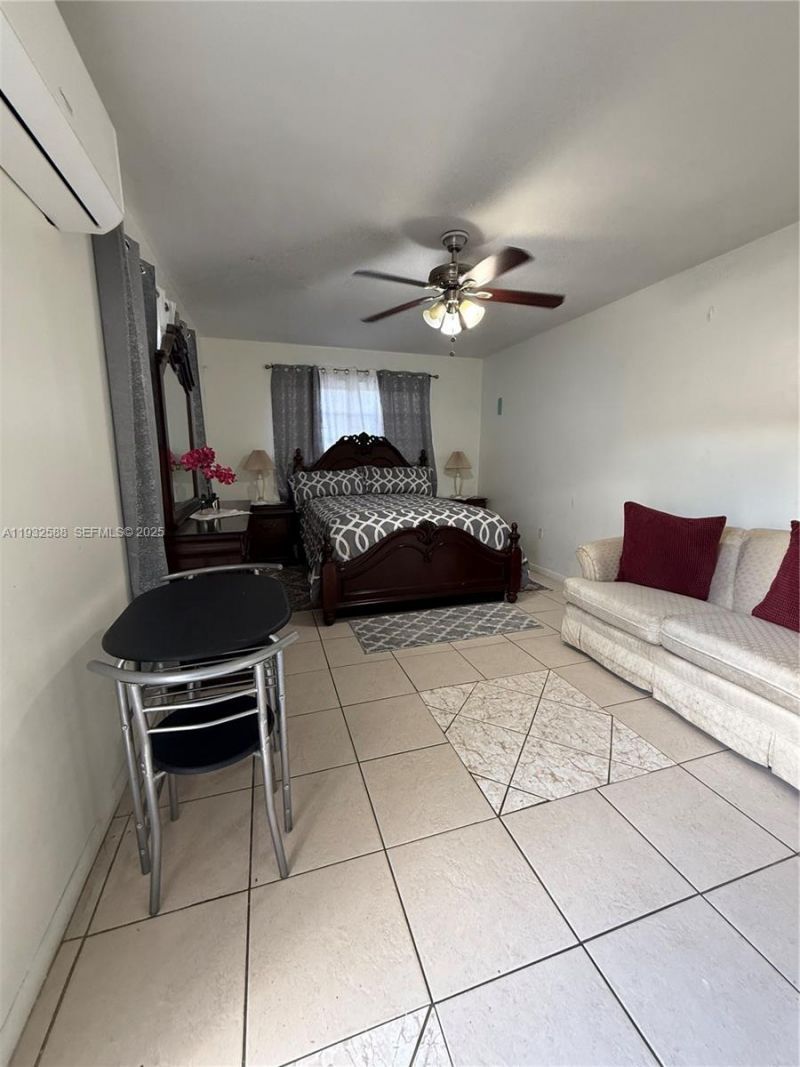 3830 SW 11th St, Unit 3830, Fort Lauderdale, FL 33312 Photo