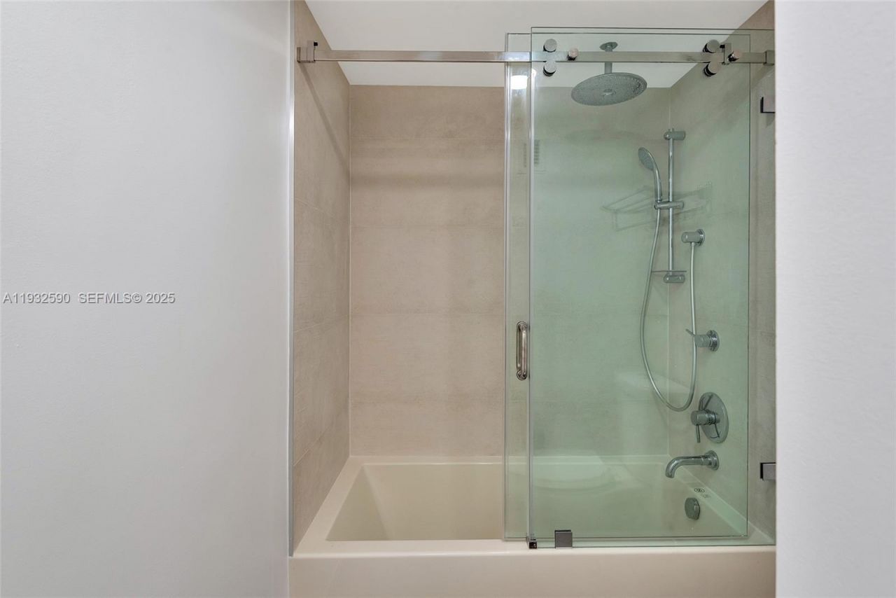 4001 S Ocean Dr, Unit 9F, Hollywood, FL 33019 Photo