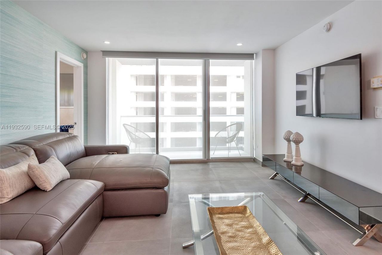 4001 S Ocean Dr, Unit 9F, Hollywood, FL 33019 Photo