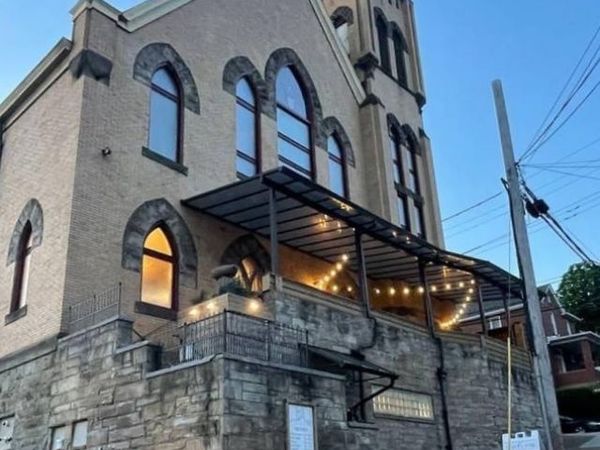 211 Kenmawr Avenue, Braddock, PA 15104