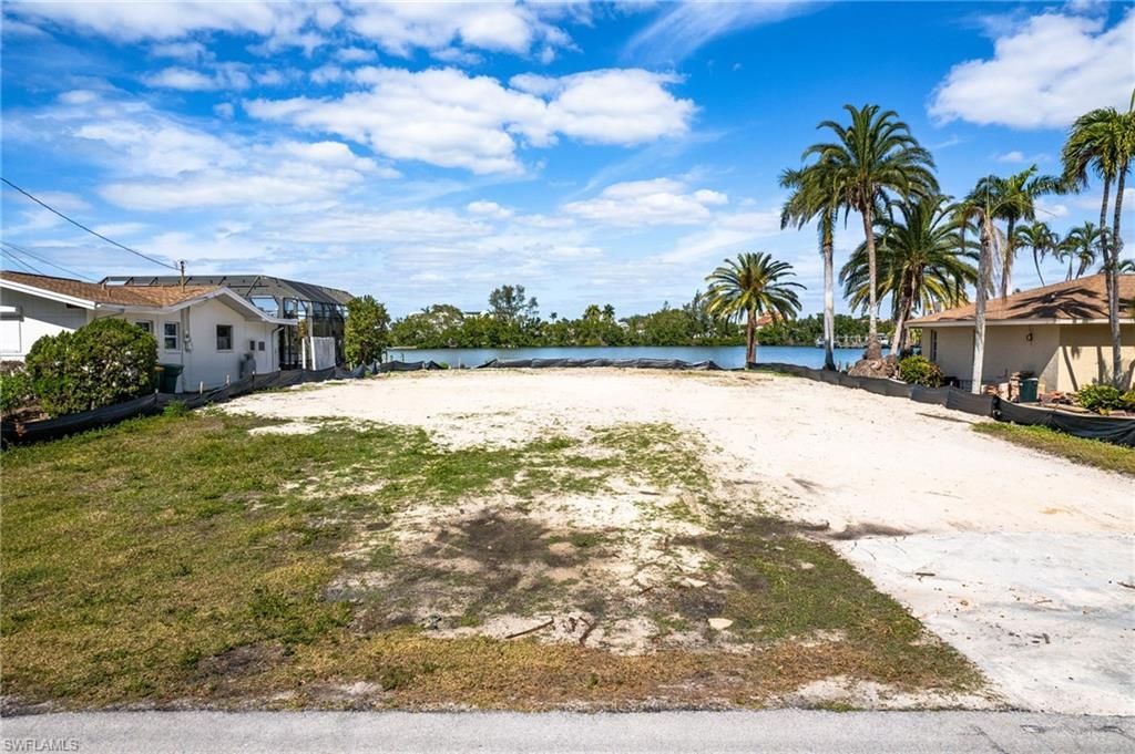 251 6th St, Bonita Springs, FL 34134 Photo