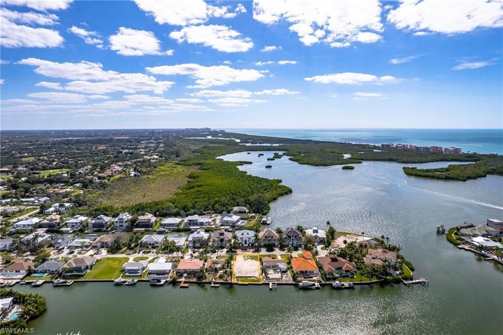 251 6th St, Bonita Springs, FL 34134 Photo