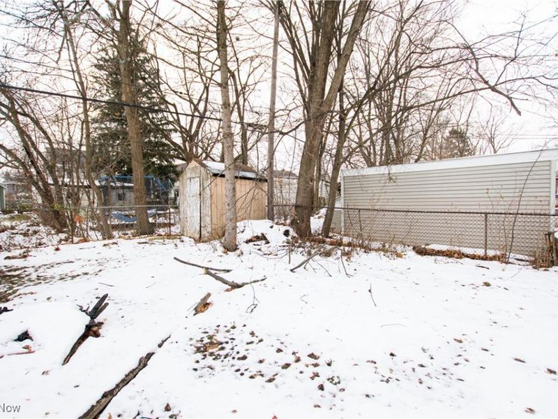 16909 Truax Avenue, Cleveland, OH 44111 Photo 30